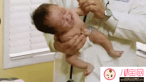 哭|宝宝哭个不停怎么办 5秒让宝宝停止哭闹的方法(图文)