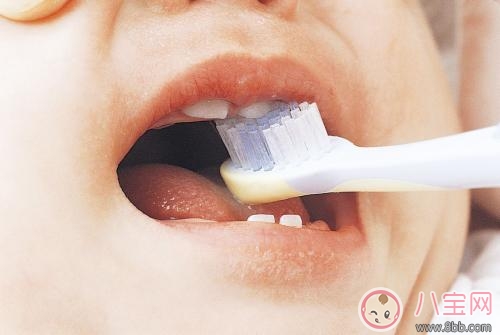 长牙期|宝宝长牙牙痛 选用天然舒缓方法