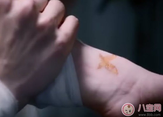 电视剧|醉玲珑卿尘是谁的的女儿 醉玲珑凤卿尘刺青怎么来的