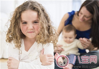 Jackson|《放开我北鼻》Jackson性格正确看待孩子的嫉妒