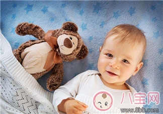 性格|宝宝天真是笨蛋吗如何看待天真小孩