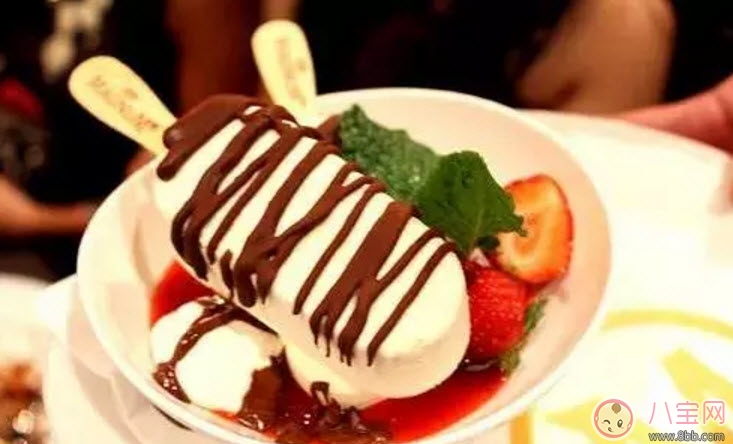 冷饮|孕妇可以吃冷饮雪糕吗 怀孕中期可以吃冷饮吗