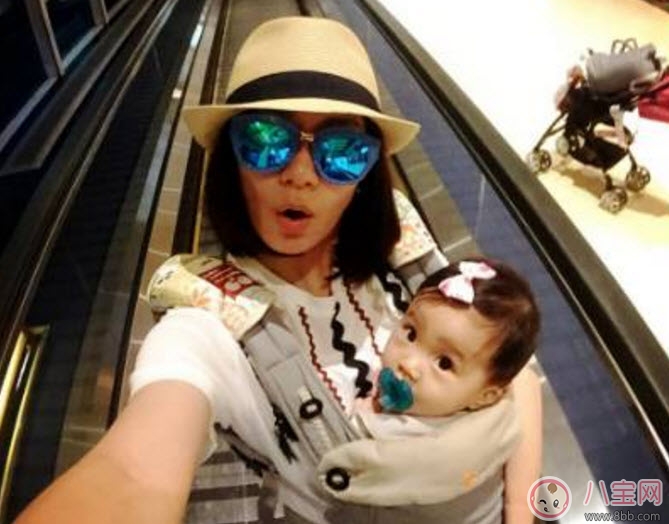 贾静雯|贾静雯咘咘同款大全 咘咘同款牙胶背带奶嘴围兜全都有