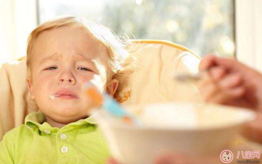 甜食|宝宝喜欢吃甜食有什么影响 宝宝不吃早餐坏习惯一定要改掉