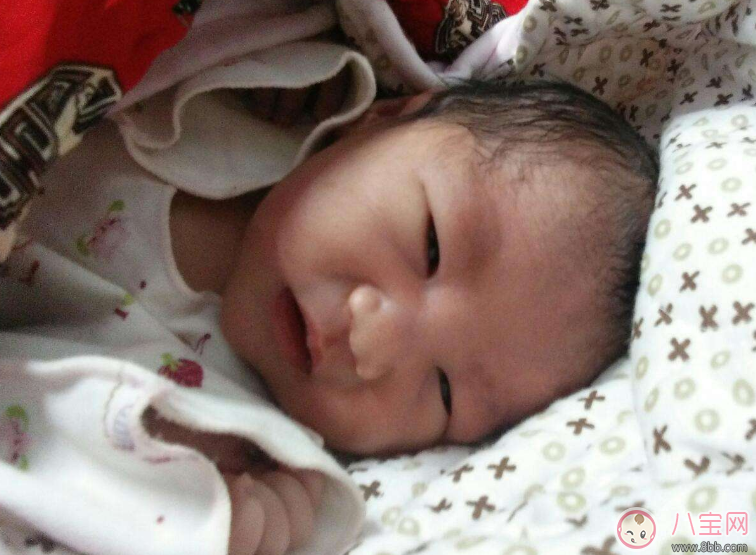 宝宝|妈妈第一次看到自己生的宝宝是什么感觉