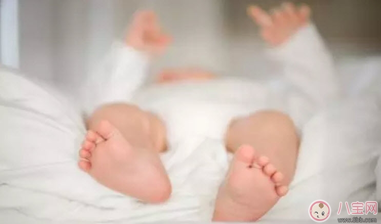 睡觉|宝宝几点睡觉最好 如何让宝宝快速入睡