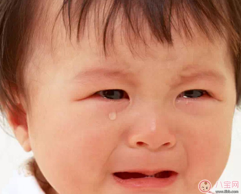 口腔溃疡|宝宝口腔溃疡怎么办 宝宝口腔溃疡吃什么好的快