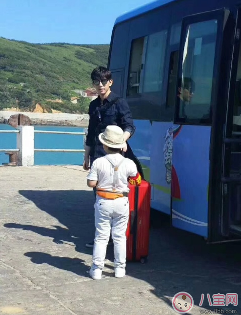 轩轩|邹市明小儿子庆生轩轩不在 轩轩去哪了