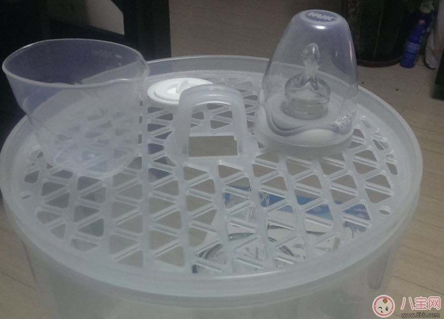 奶瓶|小白熊奶瓶消毒器怎么样 小白熊婴儿奶瓶消毒器好用吗。
