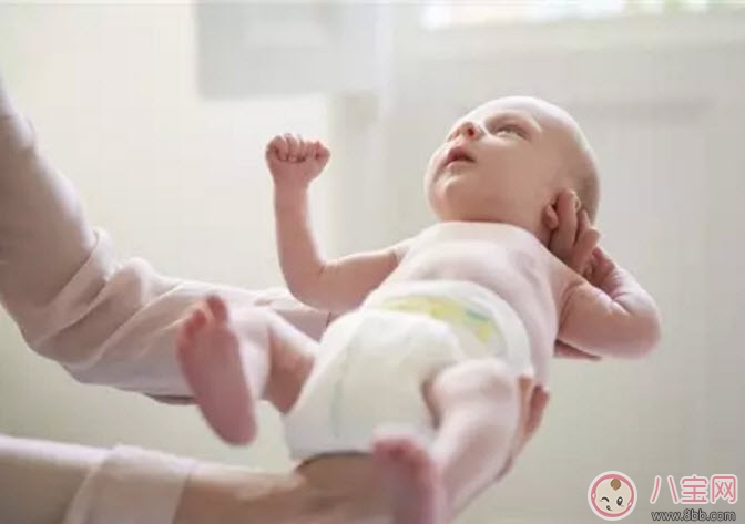 腹泻|宝宝腹泻怎么办 宝宝腹泻吃什么食物