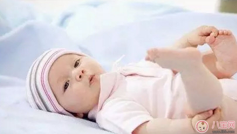 衣服|新生儿怎么穿衣服合适 新生儿穿多少衣服合适