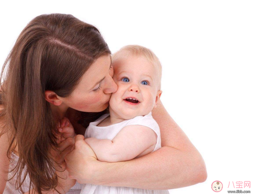 成长|这样表扬宝宝有益他的成长 正确表扬孩子也有技巧