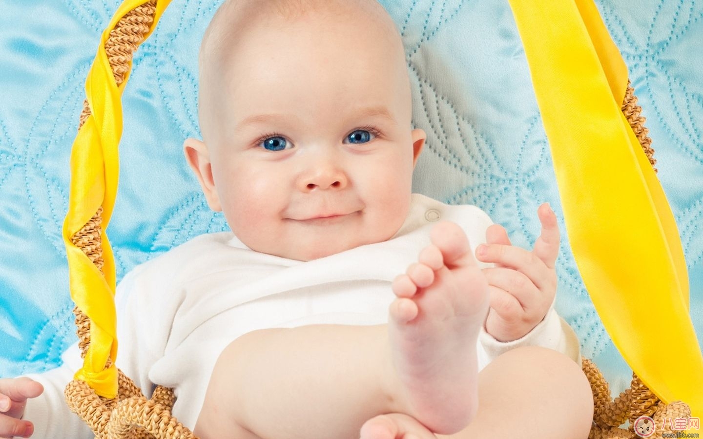 睫毛|婴幼儿眼睫毛如何修剪及矫正