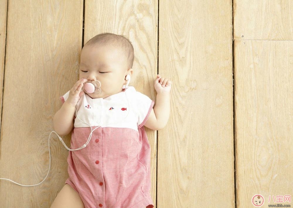 音乐|婴儿听音乐帮助成长和发育