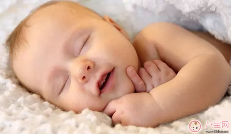 训练|宝宝睡眠训练多大开始好 为什么不要太早开始睡眠训练