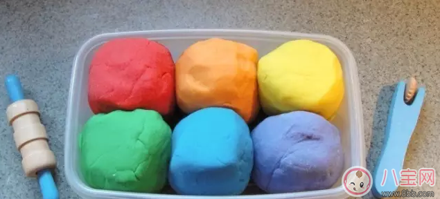 下雨|外面下雨了孩子不能出去玩 试试做这些事情吧