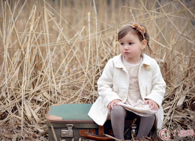 性格|孩子自卑有哪些症状 宝宝自卑怎么办