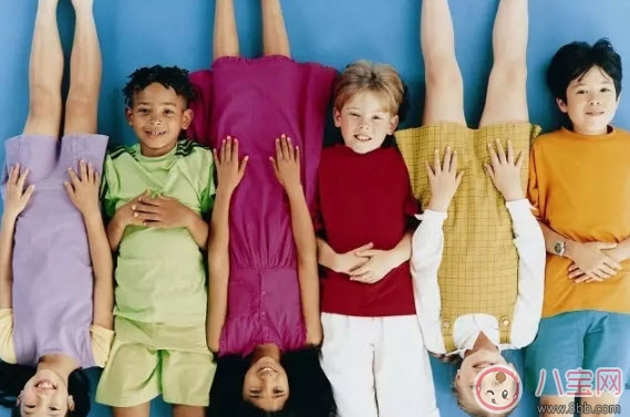 宝宝|宝宝不会主动结交新朋友怎么办 怎么教害羞的宝宝交朋友