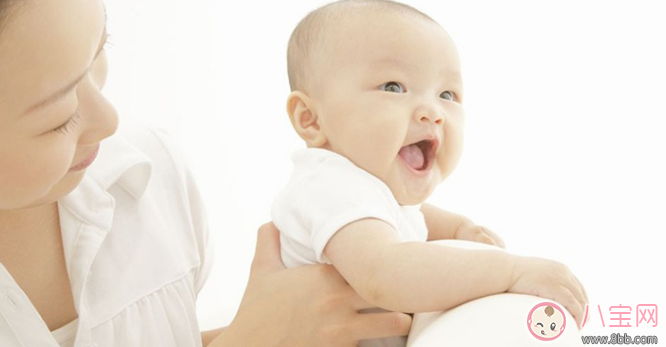 喂养|母乳喂养姿势和技巧2017 正确的母乳喂养方式