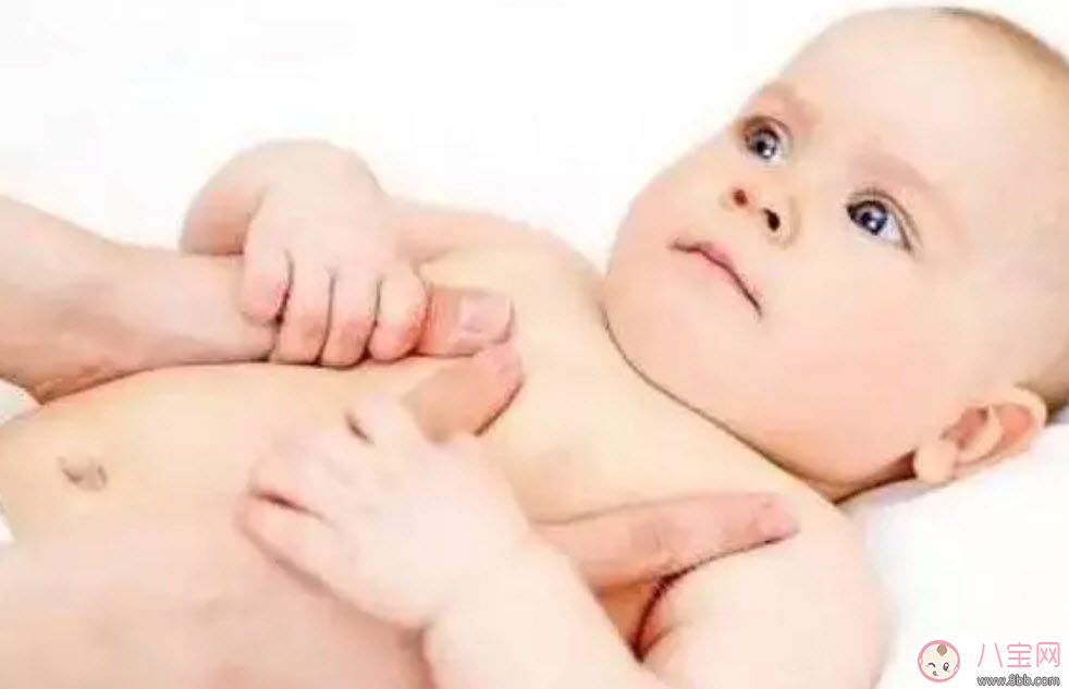 胀气|宝宝肠胀气的症状有哪些 怎么缓解宝宝肠胀气