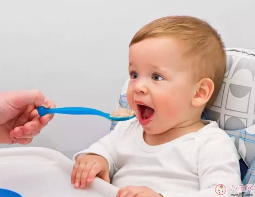 长牙|宝宝不长牙是什么原因 宝宝长牙的征兆有哪些