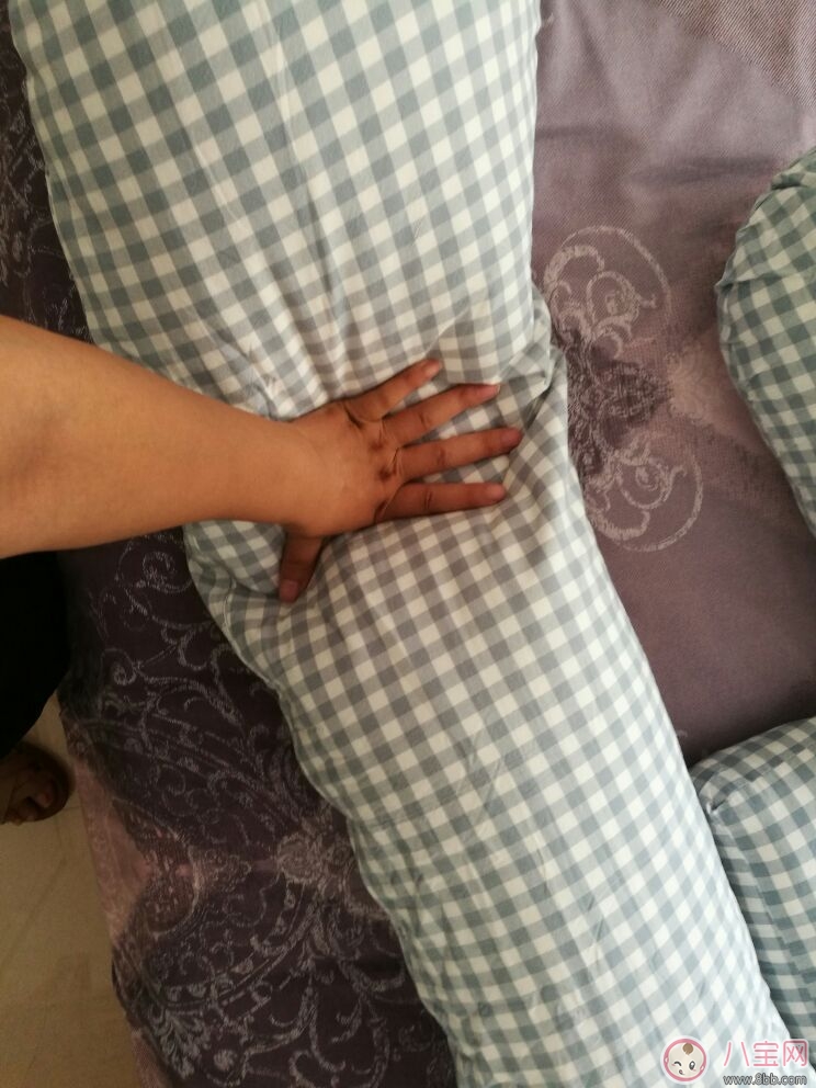 睡觉|怀孕肚子太大总是睡不好 孕妇护腰枕头测评