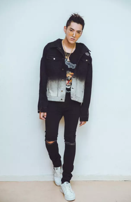 明星|吴亦凡菠萝头高清图 菠萝头雷人吗？