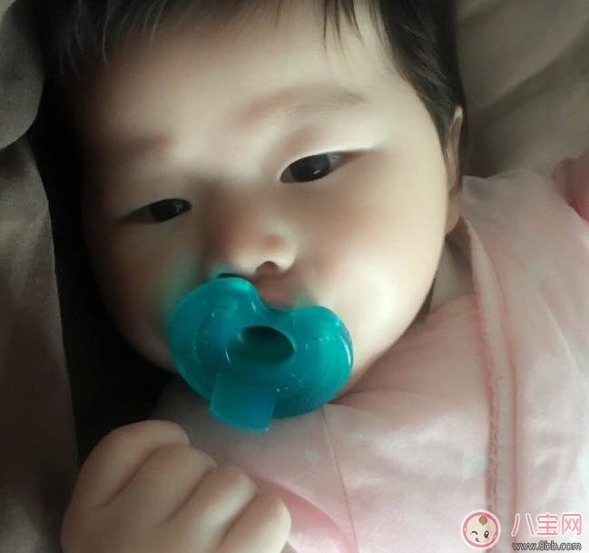 奶嘴|新安怡3号安抚奶嘴怎么样 新安怡绿色安抚奶嘴好用吗