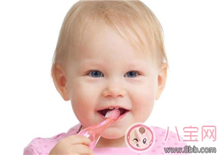 牙龈|宝宝没有龋齿 却有黑牙是怎么回事？