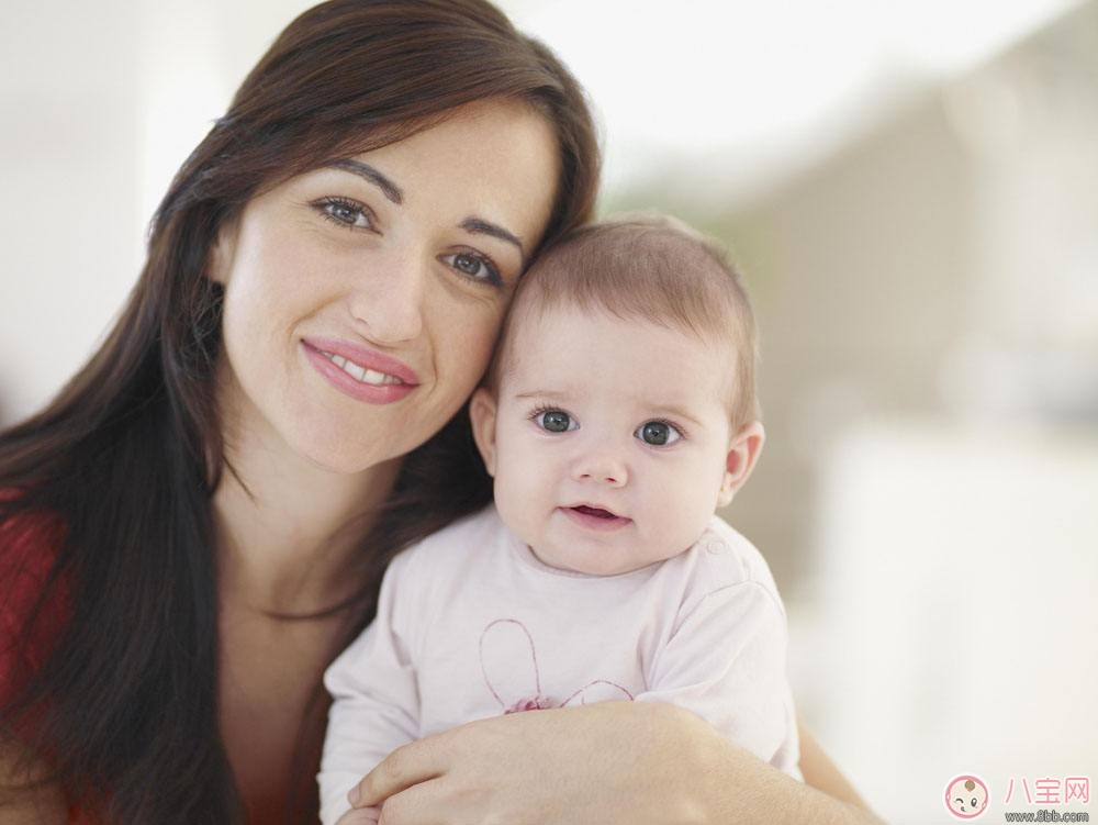 牙龈|宝宝没有龋齿 却有黑牙是怎么回事？