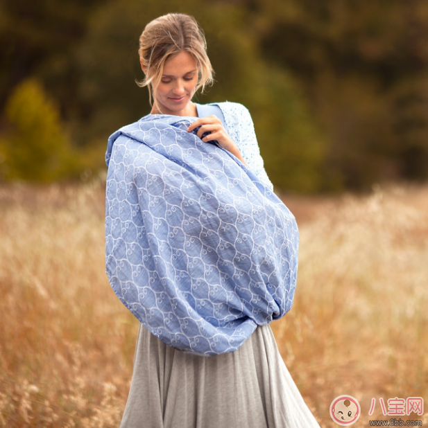 哺乳|公众场合哺乳争议大 哺乳来块哺乳巾吧