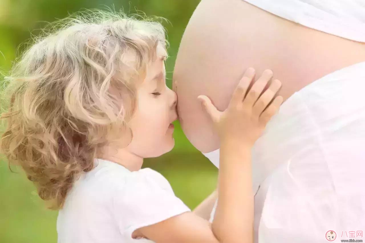 二胎|周渝民的爸爸经是什么？看到朋友生二胎他怎么说？