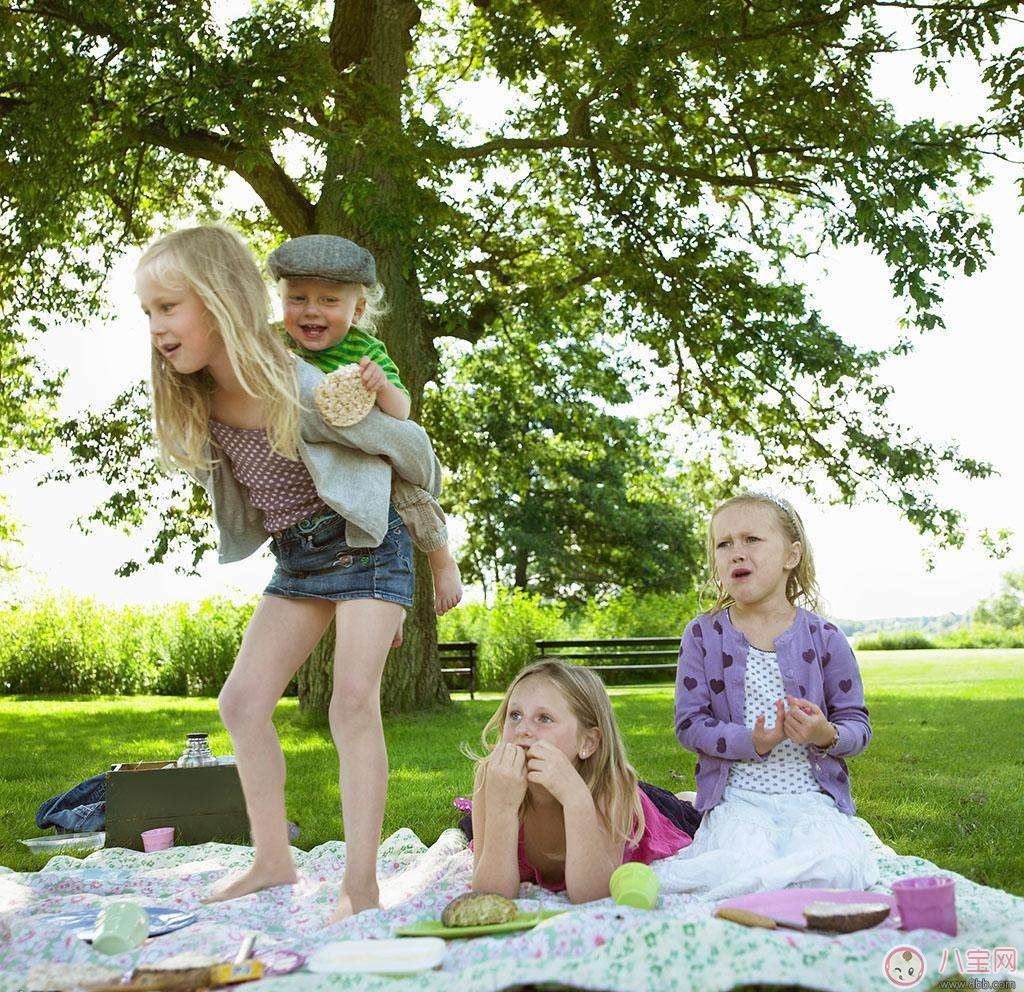 旅行|国庆节带宝宝出游 必带婴儿用品清单