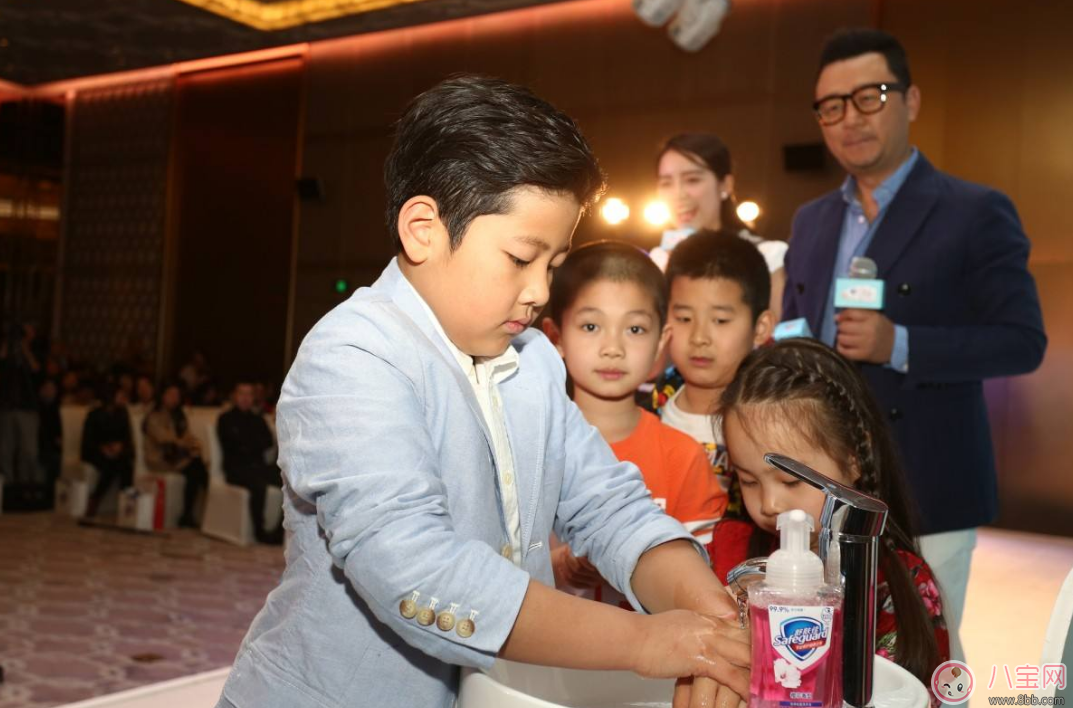 洗手|宝宝洗手有技巧 正确洗手病情远离他