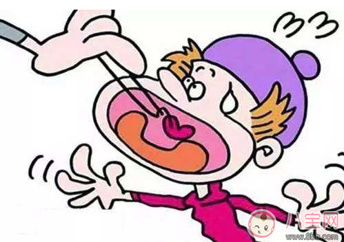 宝宝|宝宝吃鱼卡鱼刺 急着自己去夹刺就大错特错了