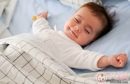 夜游神|孩子是个夜猫子喜欢晚睡觉 怎么给孩子纠正睡觉迟的习惯