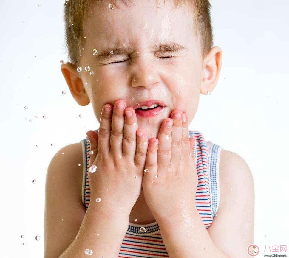 眼睛|如何预防宝宝斜视 斜视如何正确纠正