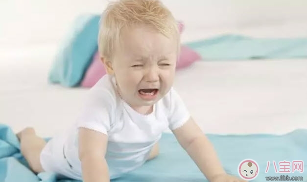 睡眠|宝宝深夜总是醒怎么办 宝宝深夜醒了怎么哄才能快速入睡