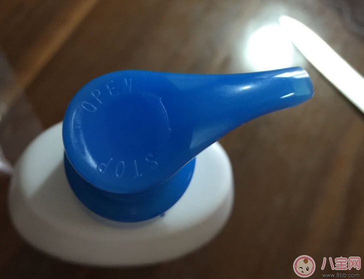 测评|新安怡婴儿洗发沐浴露二合一好用吗 强生新安怡沐浴露二合一哪个好用