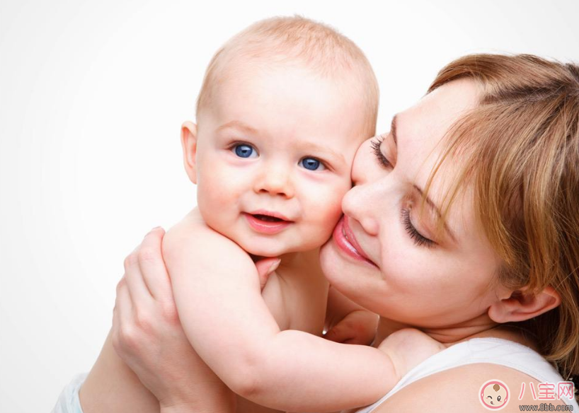 视力|宝宝刚出生时其实是近视 如何在后期培养孩子视力