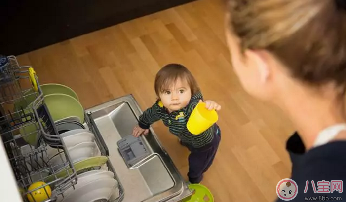 婴幼儿|宝宝便秘、口气、烂嘴角的真正原因 千万不要误诊