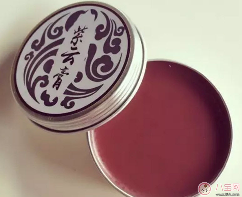 婴儿|婴儿湿疹用什么药膏 婴儿湿疹吃什么好