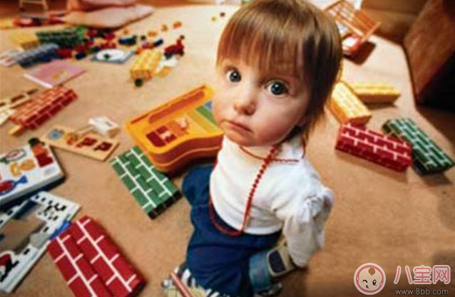 习惯|宝宝喜欢扔东西是脾气不好吗 2岁半宝宝喜欢扔东西怎么办
