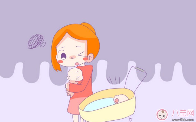 宝宝|宝宝竖着抱不哭是什么原因 小孩子横抱哭竖抱就不哭