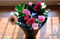 醒花用热水还是冷水