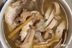 正宗广东胡椒猪肚鸡的做法步骤 猪肚鸡的制作方法及配料窍门