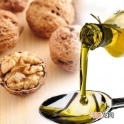 核桃油的挑选与吃法汇总 核桃油怎么吃最好
