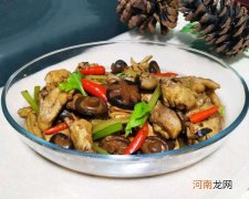 香菇炖鸡的做法步骤
