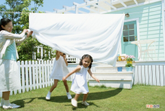 冬天晒被子一般晒多久合适