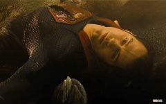 正义联盟超人怎么死的